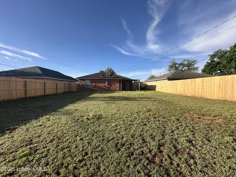 2437 E 30th St, Lubbock, TX 79404 photo 17