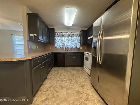 2437 E 30th St, Lubbock, TX 79404 photo 7