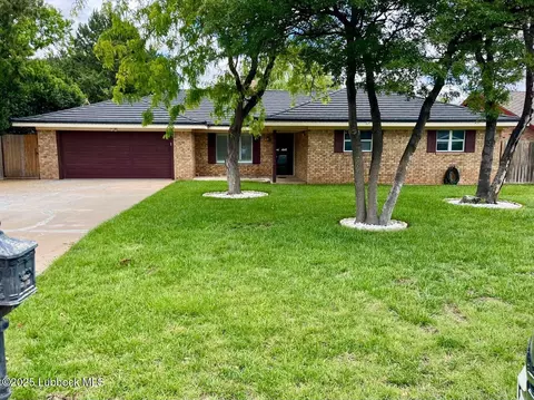 1302 Itasca St, Plainview, TX 79072 photo 1