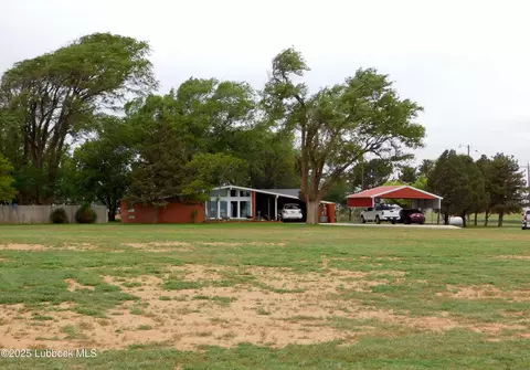 749 County Road 24, Lazbuddie, TX 79053