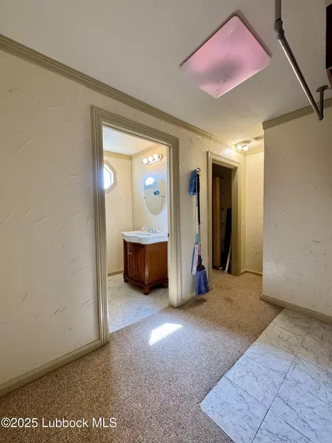 213 E 7th St, Idalou, TX 79329 photo 28