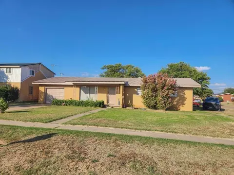 1202 Green Ave, Wilson, TX 79381