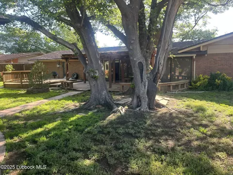 1105 Holliday, Plainview, TX 79072 photo 33