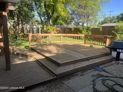 1105 Holliday, Plainview, TX 79072 photo 28