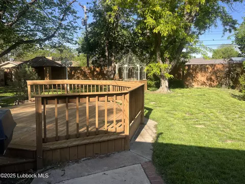 1105 Holliday, Plainview, TX 79072 photo 29