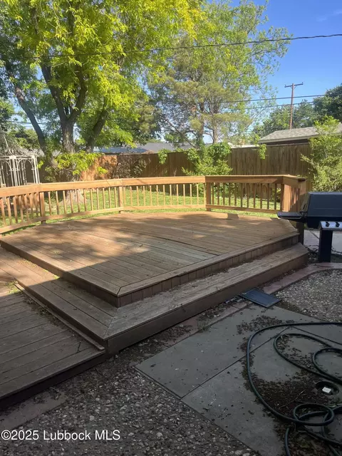 1105 Holliday, Plainview, TX 79072 photo 27
