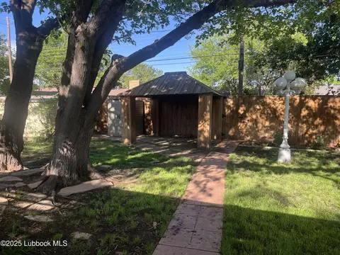 1105 Holliday, Plainview, TX 79072 photo 32