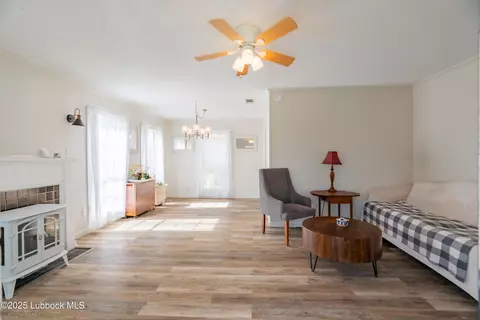 2012 29th St, Lubbock, TX 79411 photo 10