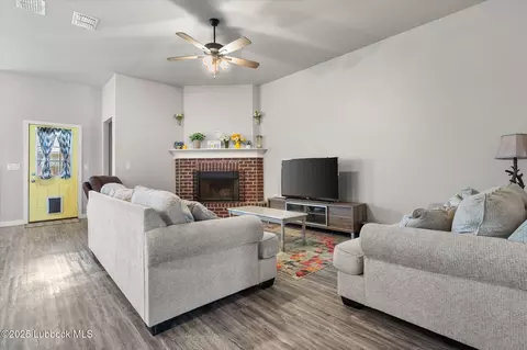 1812 143rd St, Lubbock, TX 79423 photo 5