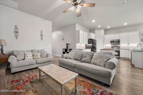 1812 143rd St, Lubbock, TX 79423 photo 7