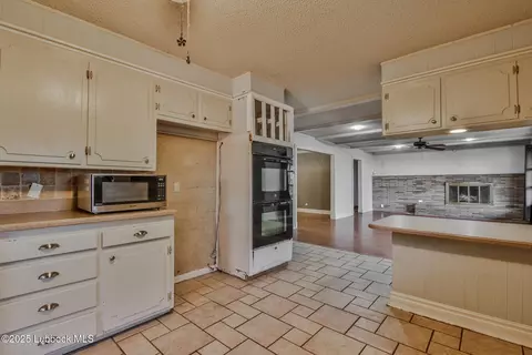 3703 48th St, Lubbock, TX 79413 photo 14