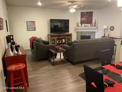 2111 10th St, Lubbock, TX 79401 photo 7