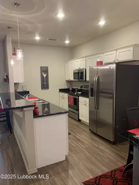 2111 10th St, Lubbock, TX 79401 photo 8