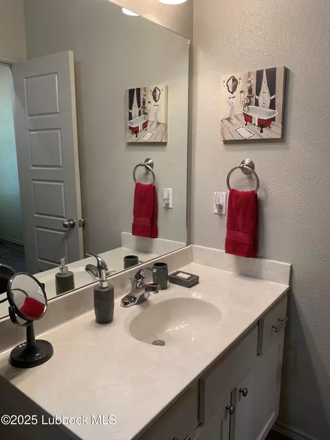 2111 10th St, Lubbock, TX 79401 photo 12