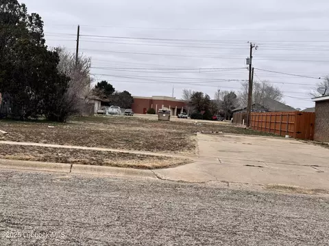1509 E Tulane St, Lubbock, TX 79403