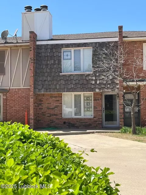 1005 Jefferson St, Plainview, TX 79072 photo 1