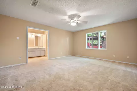 5727 68th St, Lubbock, TX 79424 photo 14