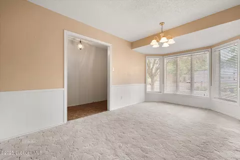 5727 68th St, Lubbock, TX 79424 photo 6