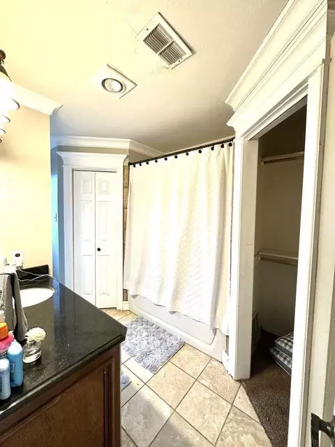3907 Stevens St, Plainview, TX 79072 photo 12