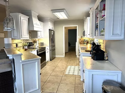 3907 Stevens St, Plainview, TX 79072 photo 9