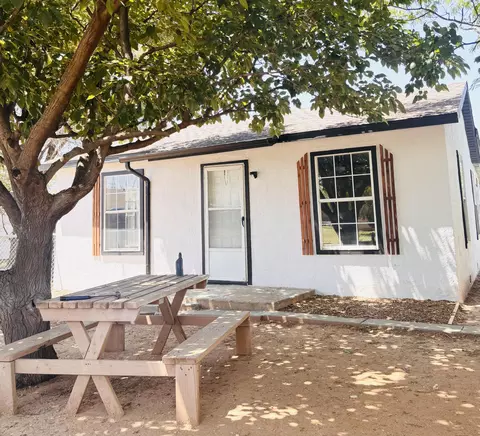 1108 41st St, Lubbock, TX 79412