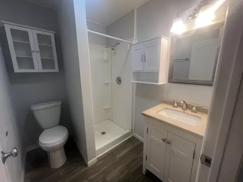 Bath - 2424 33rd St, Lubbock, TX 79411 photo 1 of 4