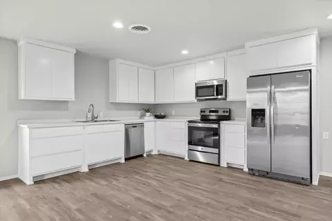 327 Hiracheta Dr, New Home, TX 79381