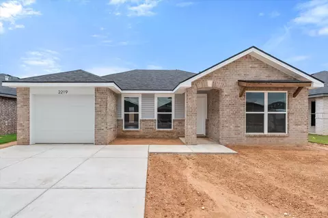 2219 133rd St, Lubbock, TX 79423