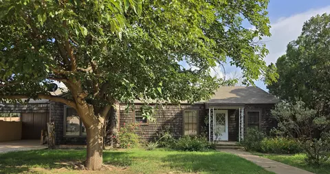807 N 12th St, Lamesa, TX 79331