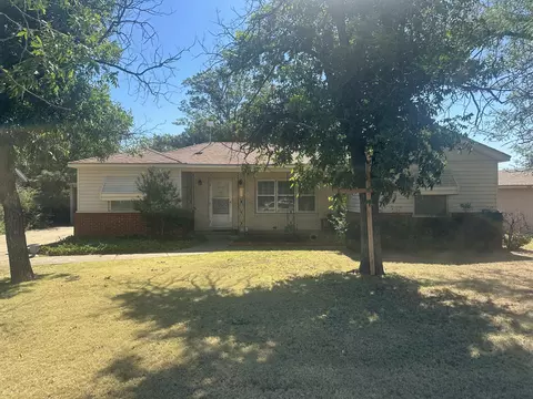 212 S Farmer, Crosbyton, TX 79322