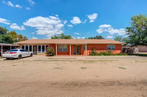 608 N 17th St, Lamesa, TX 79331