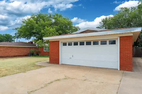 4609 31st St, Lubbock, TX 79410