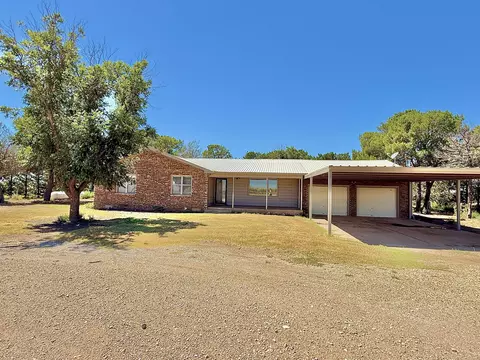 3391 Fisher Rd, Levelland, TX 79336