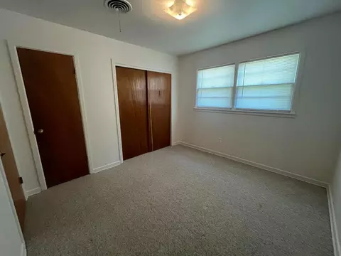 1413 Utica, Plainview, TX 79072 photo 12
