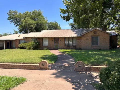 405 S Central Ave, Knox City, TX 79529