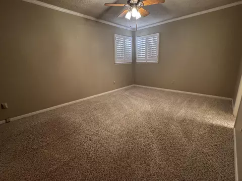 Bedroom - 1304 Floydada, Plainview, TX 79072 photo 2 of 5