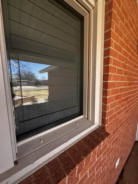 Exterior - 1304 Floydada, Plainview, TX 79072 photo 11 of 12