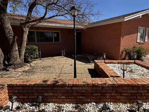 Exterior - 1304 Floydada, Plainview, TX 79072 photo 5 of 12