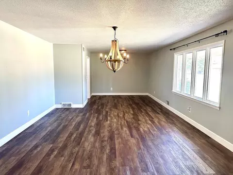 Living - 819 Holliday Dr, Plainview, TX 79072 photo 1 of 5