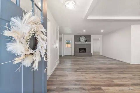816 W Cedar St, Floydada, TX 79235