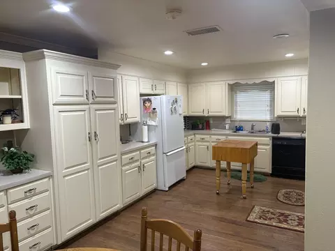 Kitchen - 880 Tx-83, Loop, TX 79342 photo 1 of 2