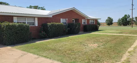 8305 4th St, Lubbock, TX 79416