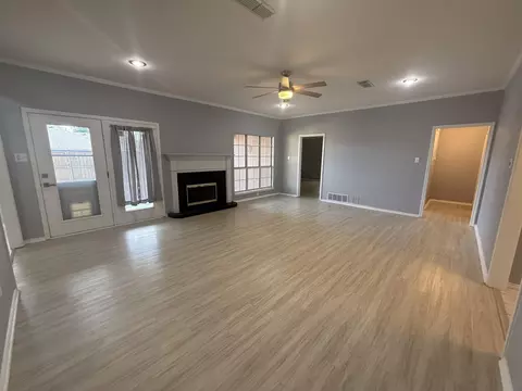 5405 68th St, Lubbock, TX 79424 photo 6