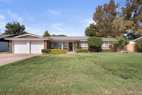 2304 61st St, Lubbock, TX 79412
