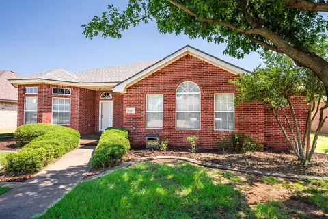5815 89th St, Lubbock, TX 79424