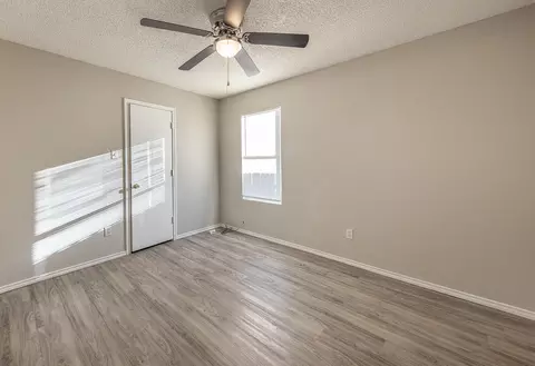 804 E 77th St, Lubbock, TX 79404 photo 7
