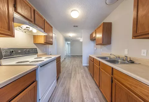 804 E 77th St, Lubbock, TX 79404 photo 3