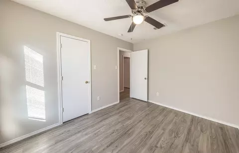 804 E 77th St, Lubbock, TX 79404 photo 14