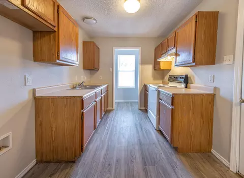 804 E 77th St, Lubbock, TX 79404 photo 6