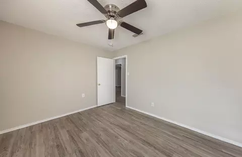 804 E 77th St, Lubbock, TX 79404 photo 8